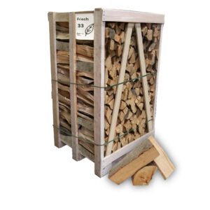 Brennholz Buche, halbtrocken, 30-33 cm – Regalpalette