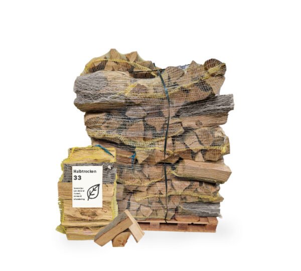 Brennholz Buche, halbtrocken, 30-33 cm – Sackpalette